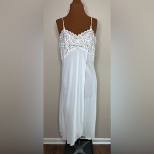 Alexandra Nicole Elegant White Sheer Nightgown Lace Pearl Detailing Size Large